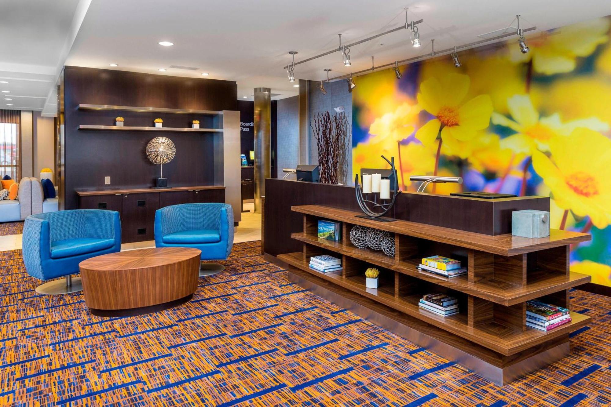 Hotel Courtyard By Marriott Bismarck North Esterno foto