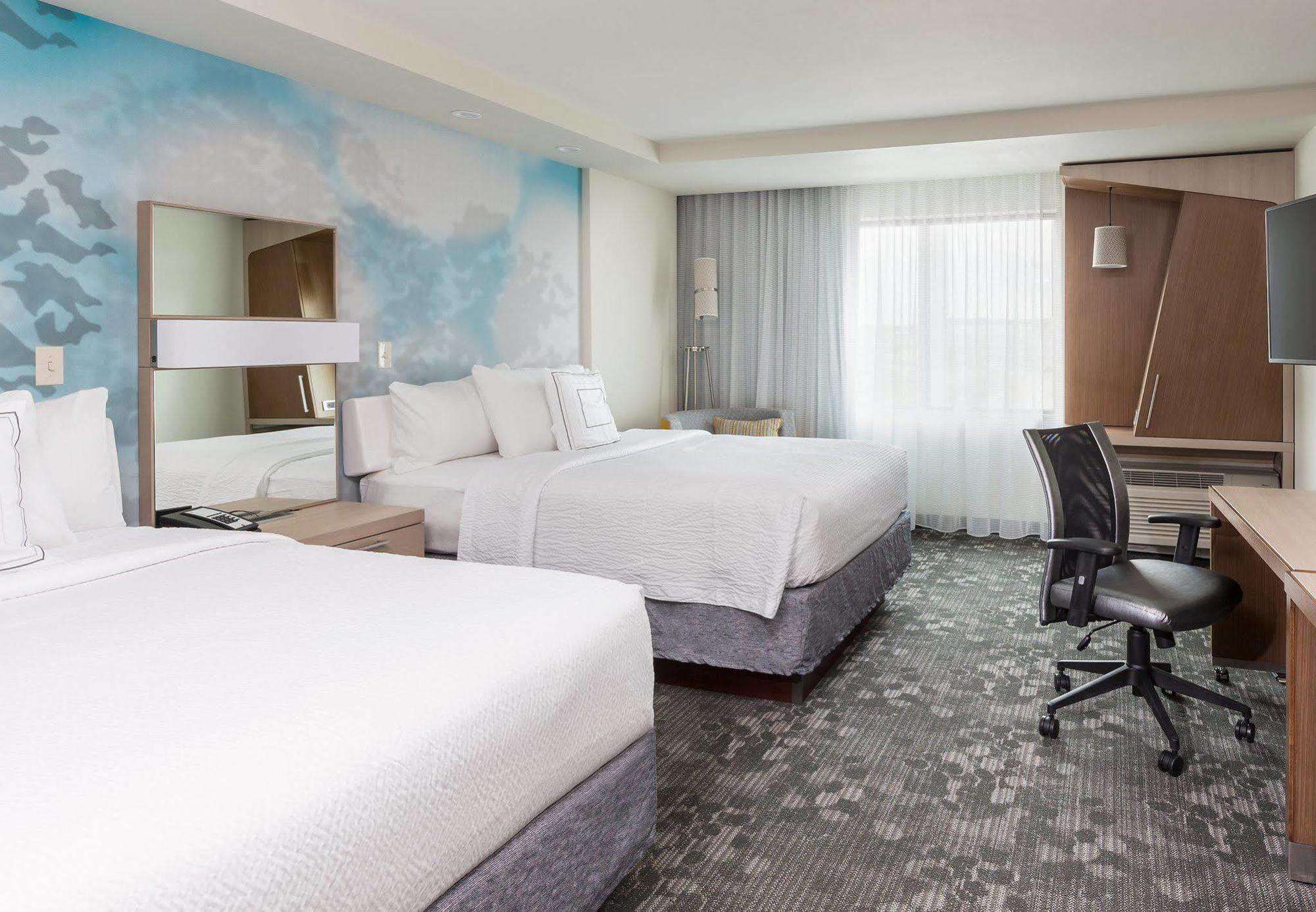Hotel Courtyard By Marriott Bismarck North Esterno foto
