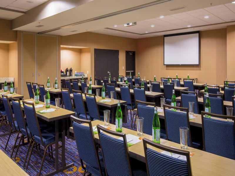 Hotel Courtyard By Marriott Bismarck North Esterno foto